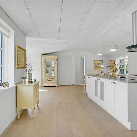 4 Bedroom Amazing In Hurup Thy
