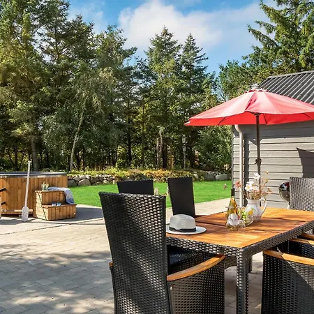 بيت للعطل 4 Bedroom Amazing In Hurup Thy Sønder Ydby